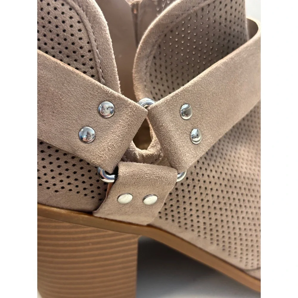 Fergalicious Augustine Taupe Perforated Peep Toe Ankle Boots Tan 8.5M Studded